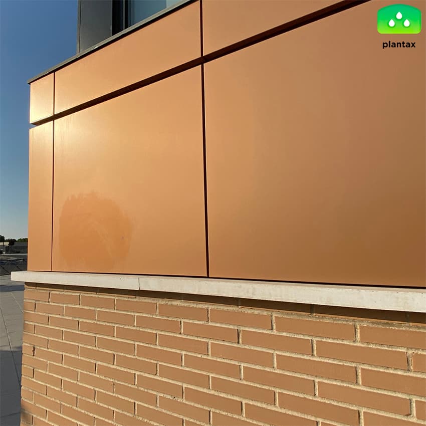 fachada-composite-aluminio-construccion-de-invernaderos-edificio-recubierto-dilite-composite